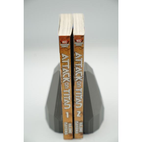 Attack on Titan Vol. 1–2 Manga Set English Kodansha Comics Hajime Isayama - Picture 6 of 7
